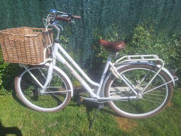 Grote Dames fiets met rieten mand 28 inch, Fietsen en Brommers, Ophalen, Versnellingen, Giant, 53 tot 56 cm