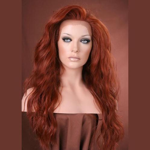 Lace front pruik lang golvend rood haar model Yvonne kleur 1, Handtassen en Accessoires, Uiterlijk | Haarverzorging, Nieuw, Pruik of Haarverlenging