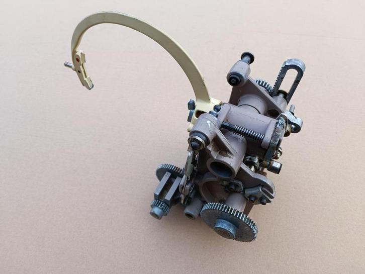 Gripper Arm/ Mechaniek Bergmann S200D (1961) jukebox, Verzamelen, Automaten | Jukeboxen, Verzenden