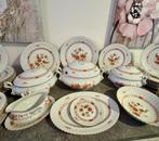 Vintage Porseleinen servies KAISER BURGUND, Bavaria, ~1960., Ophalen
