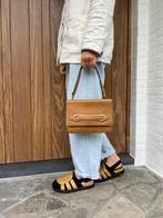 Vintage Delvaux taupe schoudertas, Ophalen, Zo goed als nieuw