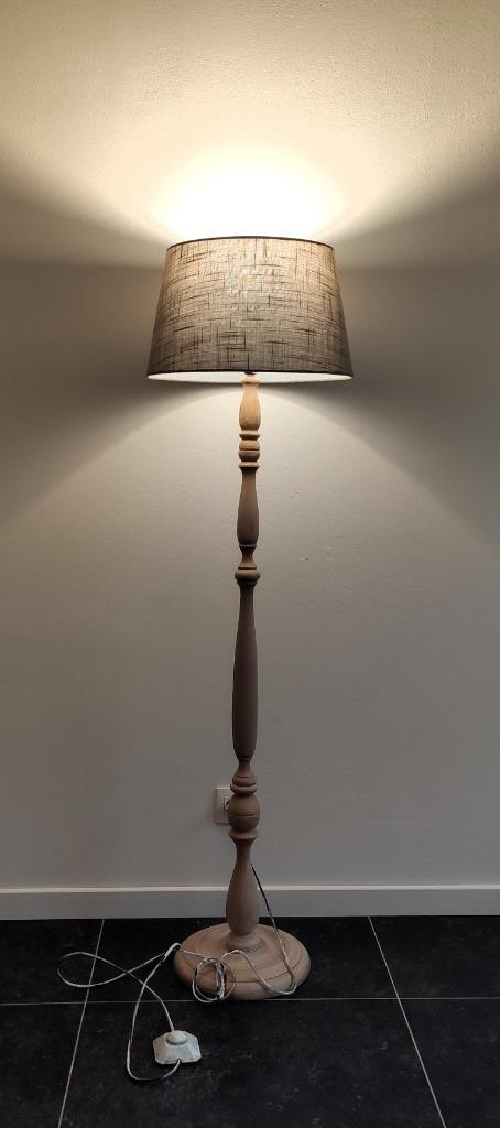 Vloerlamp Landelijk, Huis en Inrichting, Lampen | Vloerlampen, Gebruikt, 100 tot 150 cm, Hout, Ophalen