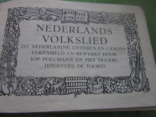 Verzamelen boek Nederlands volkslied, Verzamelen, Overige Verzamelen, Zo goed als nieuw, Ophalen of Verzenden