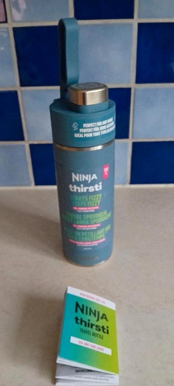 Ninja Thirsti Travel fles van 700 ml voor mousserende dranke beschikbaar voor biedingen