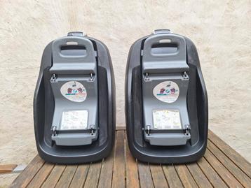 2x Isofix Familyfix van MaxiCosi disponible aux enchères