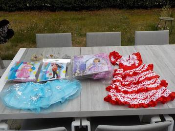 Nieuwe verkleedkleding voor meisjes 3 tot 4 jaar beschikbaar voor biedingen