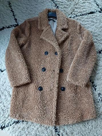 MANTEAU CAMEL "LOLA LIZA " MOUMOUTE disponible aux enchères