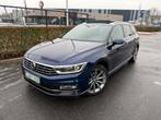 VW Passat 2.0TDI R Line 4motion Pano Led Cam Full Option, Auto's, Automaat, Euro 6, Blauw, Bedrijf