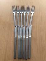 6 petites fourchettes et 6 petits couteaux, Ophalen, Gebruikt