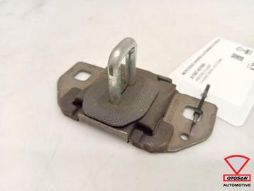 Mercedes Diverse Slotvanger Achterklep A1667401800 beschikbaar voor biedingen