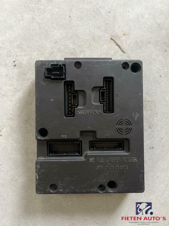 Body control module Renault Megane 8200029339A, Auto-onderdelen, Elektronica en Kabels, Renault, Gebruikt, Ophalen of Verzenden
