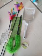 Jouets plumes chats + 1 pelle à litière NEUFS, Enlèvement, Neuf