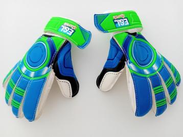 voetbal handschoenen beschikbaar voor biedingen