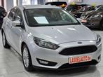 Ford Focus 1.0i Amovible Gps Blue Clim Sensors Cruise Androi, Auto's, Ford, Focus, Stof, Gebruikt, 5 deurs
