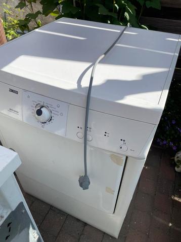 Droogkast zanussi, Elektronische apparatuur, Droogkasten, Ophalen