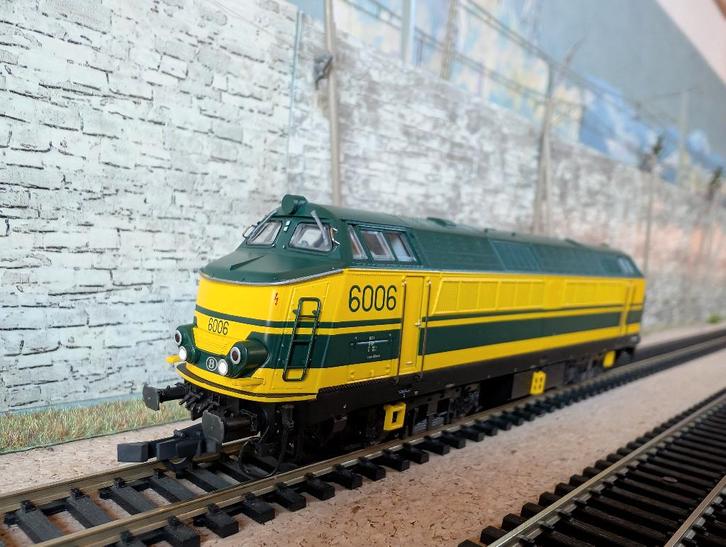 SNCB SNCB | Roco 62891 | HLD 6006 | Jaune | DC analogique |, Hobby & Loisirs créatifs, Trains miniatures | HO, Utilisé, Locomotive