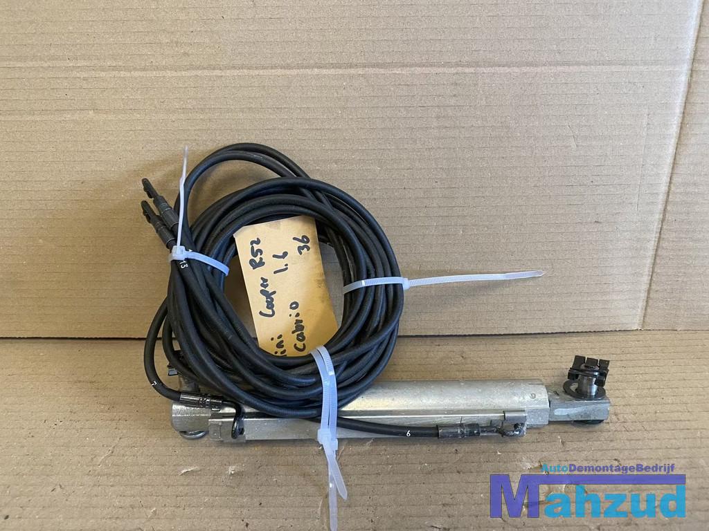 MINI COOPER R52 Cabrio dak cilinder dakcilinder 6 7 13 14 20, Gebruikt, Customer.service@mini.co.uk, Mini, BMW AG