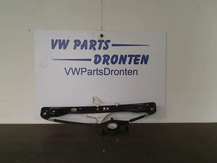 Mécanique vitre 4portes arrière droite d'un Volkswagen Gol, Autos : Pièces & Accessoires, Volkswagen, -, 3 mois de garantie, Utilisé