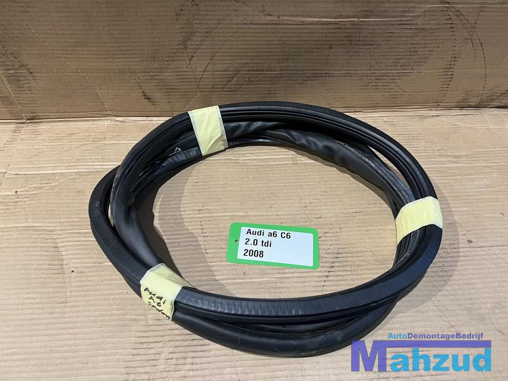 AUDI A6 C6 Rechts voor deurrubber 2005-2011, AUDI AG, Auto-Union-Strasse 1
85045  Ingolstadt, DE, Audi, Utilisé