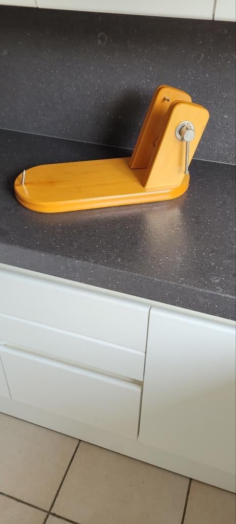 Hamhouder, Hout, Snij-/serveerplank, Ophalen of Verzenden, Zo goed als nieuw