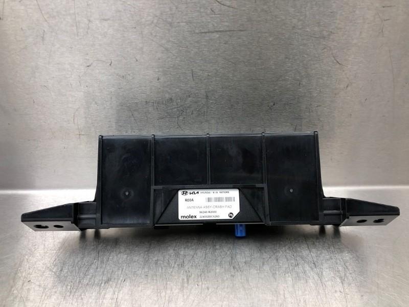 ANTENNE VERSTERKER Kia Sportage (NQ5) (|96240R2000|), Gebruikt, Kia