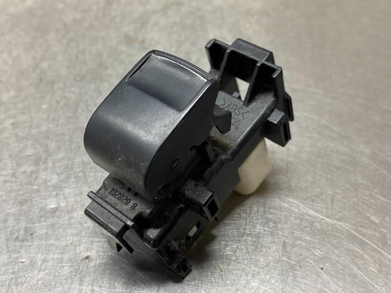 COMMUTATEUR VITRES ELECTRIQUES Toyota Auris (E15), Utilisé, Toyota