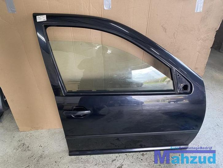 VW GOLF 4 Zwart LC9Z Rechts voor deur portier 1998-2003, Autos : Pièces & Accessoires, Carrosserie & Tôlerie, Porte, Volkswagen