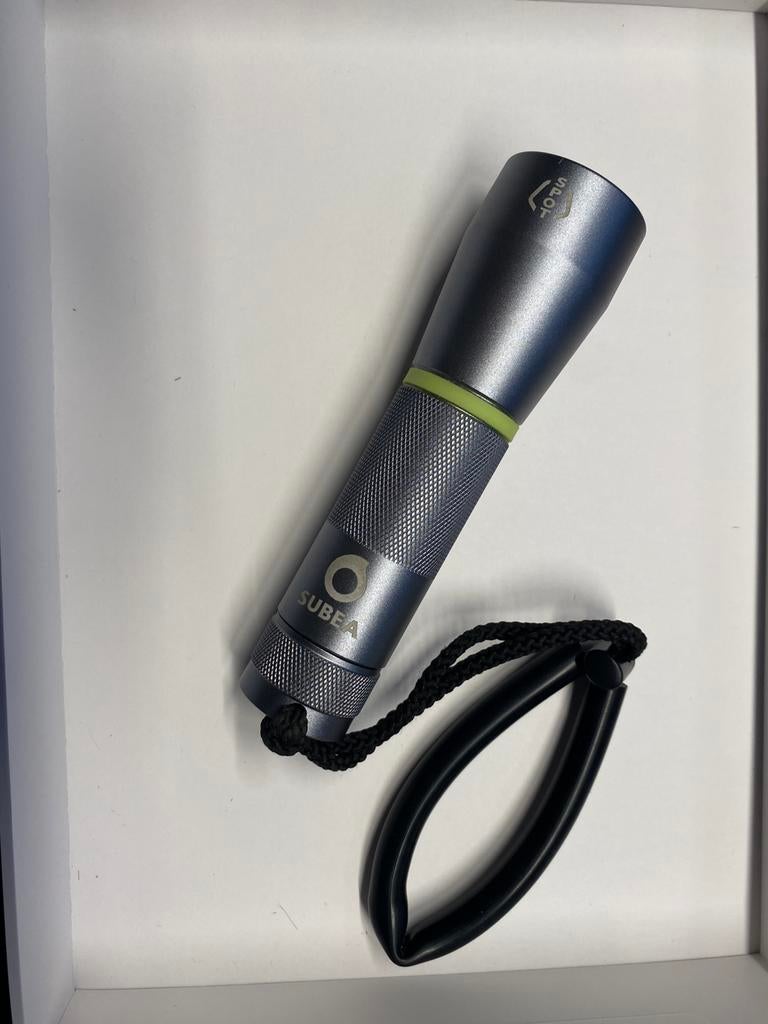 Lampe sous-marine Subea Spot, Sports nautiques & Bateaux, Enlèvement ou Envoi, Comme neuf