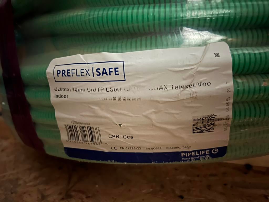Preflex 20MM coax telenet + datakabel utp categorie 6, Enlèvement, Comme neuf