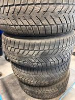 ️ À vendre – 4 pneus hiver Goodyear 215/60 R17 ️, Autos : Pièces & Accessoires, Véhicule de tourisme, Enlèvement, Utilisé, Pneus hiver