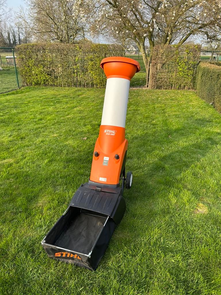Stihl tuinhakselaar GHE 250 Elektrisch, Ophalen, Zo goed als nieuw, Elektrisch, Met opvangbak