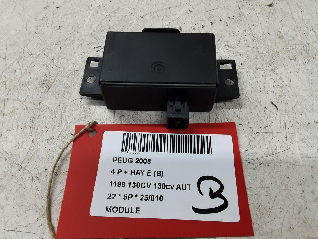 COMPUTER Peugeot 2008 (UD / UK / UR / US / UX) (9828517980), Gebruikt, Mevr. I. Hauben, Rue de l'Espoir 34 34
4030  GRIVEGNÉE, BE