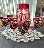 Vaas en 6 glazen  mooi set,1glas heeft  kleine beschadiging., Ophalen