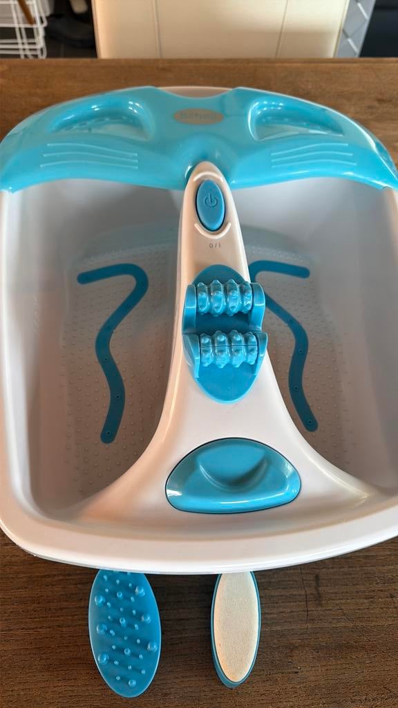 École de bains de pieds, Enlèvement, Comme neuf