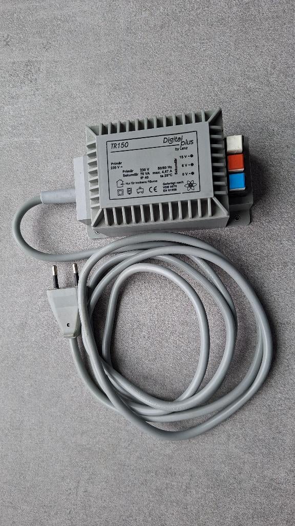 Lenz Digital TR150, Hobby en Vrije tijd, Modeltreinen | H0, Zo goed als nieuw, Transformator of Voeding, Ophalen of Verzenden