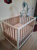 Parc en bois prémaman blanc réglable, Enfants & Bébés, Parcs, Enlèvement, Utilisé, Rectangulaire, Roulettes