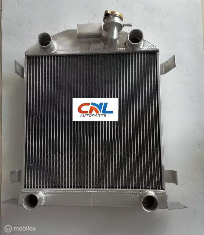 Radiateur 1932–1939 Ford Lowboy hacked with flathead V8, Auto-onderdelen, Motor en Toebehoren, Nieuw, Ophalen of Verzenden
