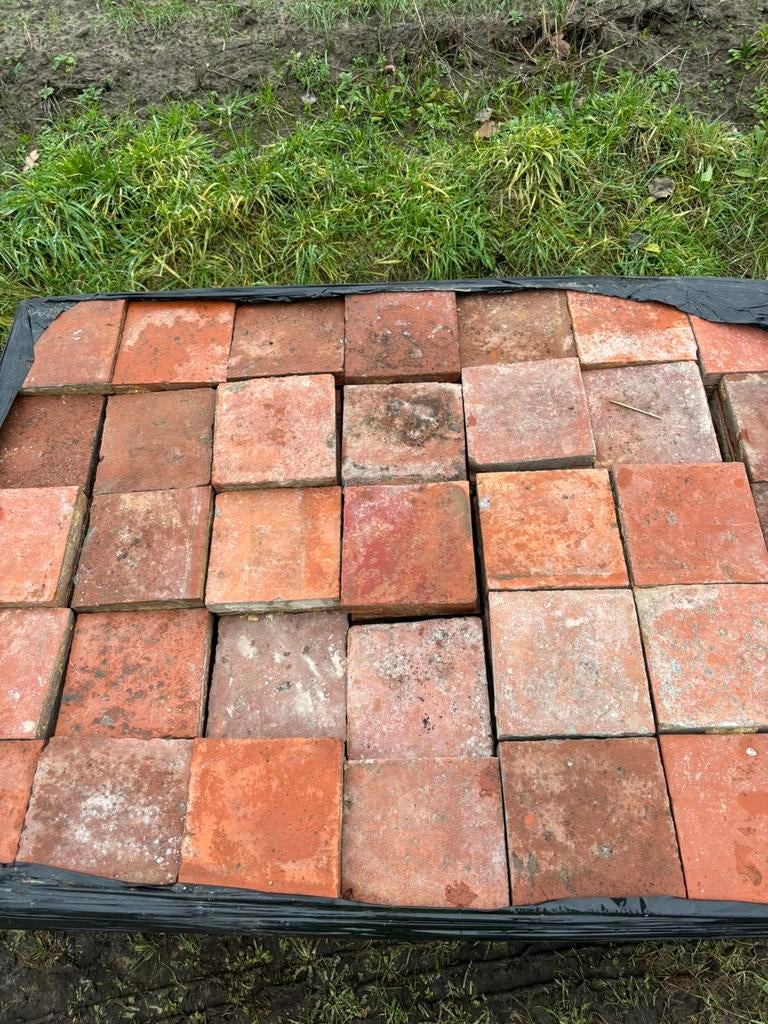 Antieke terracotta tegels Voor info graag BELLEN 0474220705, Antiquités & Art, Antiquités | Assiettes décoratives & Carrelages