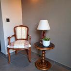 Elegante vintage armstoel, Ophalen