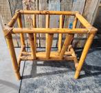 Rieten krantenhouder €9, Huis en Inrichting, Ophalen, Zo goed als nieuw