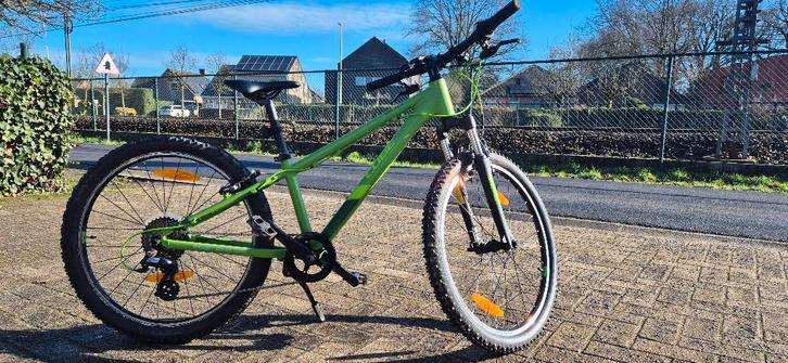 Mountainbike kinderen 24 inch cube acid, Vélos & Vélomoteurs, Vélos | VTT & Mountainbikes, Utilisé, Autres marques, Enlèvement