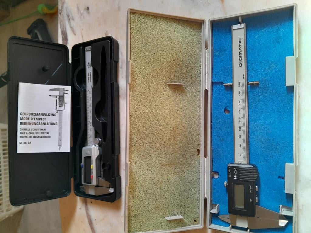 Lot de 2 pieds a coulisse, Bricolage & Construction, Boîtes à outils