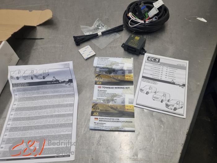 Kit câble crochet de traction d'un Opel Movano, Autos : Pièces & Accessoires, -, Opel, 3 mois de garantie, Utilisé