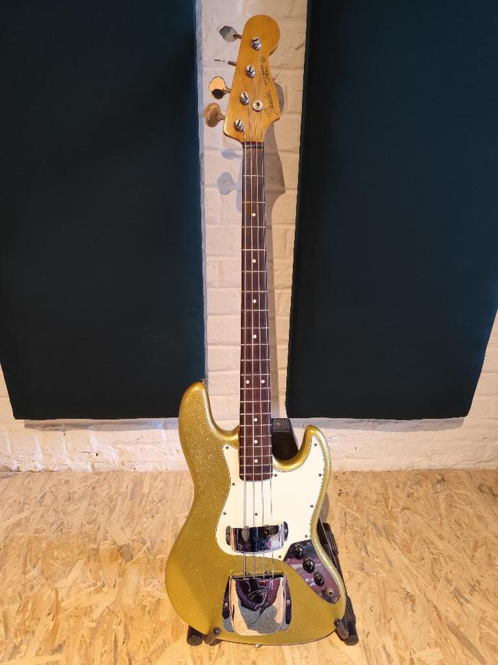 Fender Jazz Bass - made in Japan - 1993, Musique & Instruments, Instruments à corde | Guitares | Basses, Utilisé, Électrique, Enlèvement