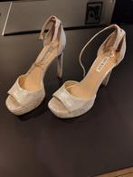 Beige/glans Guess naaldhakken, Ophalen of Verzenden, Beige