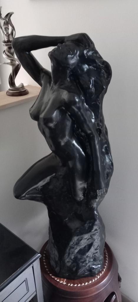 Kunsthars beeld naakte dame, Antiquités & Art, Art | Objets design, Enlèvement