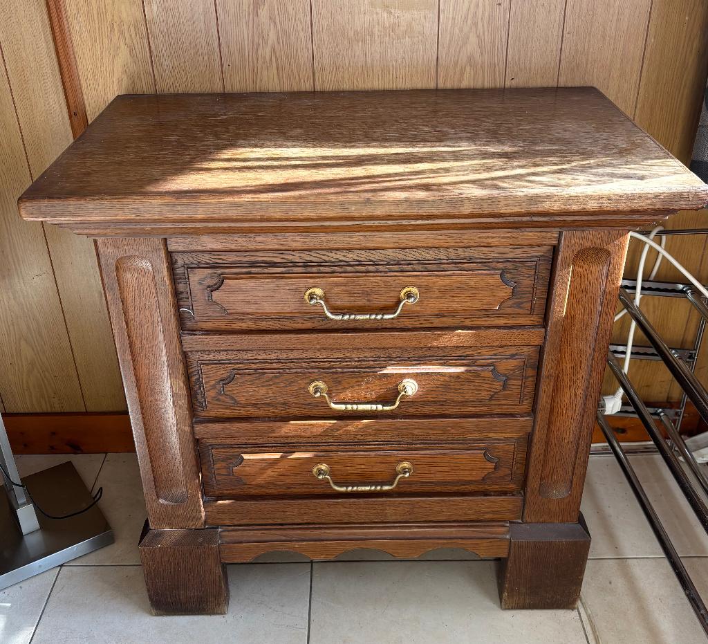 Eiken kastje, Ophalen, Gebruikt, Eikenhout, Met lade(s)