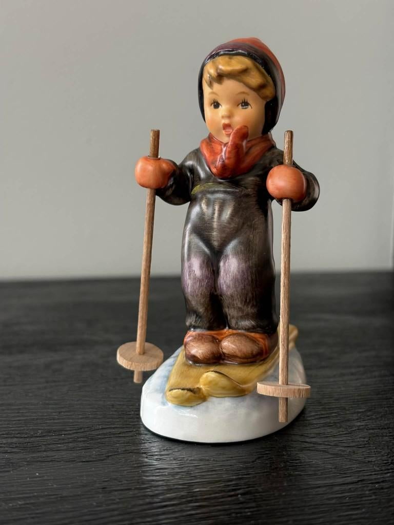 Hummel Goebel, skiër, zeldzaam beeld, Verzamelen, Ophalen of Verzenden, Zo goed als nieuw, Hummel