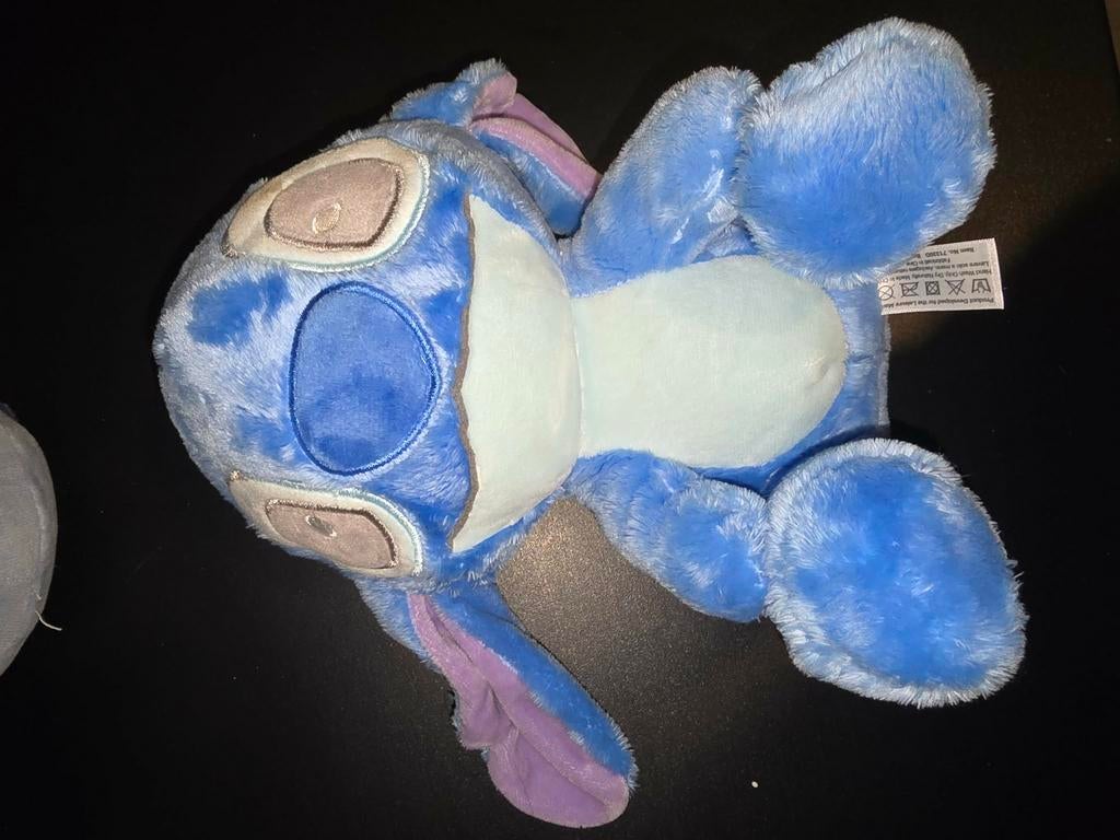 Stitch, Ophalen, Zo goed als nieuw
