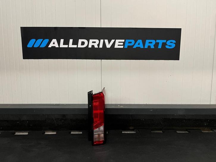 VW Volkswagen Crafter, MAN TGE Achterlicht rechts 7C0945096J, Autos : Pièces & Accessoires, Éclairage, Utilisé, Enlèvement ou Envoi